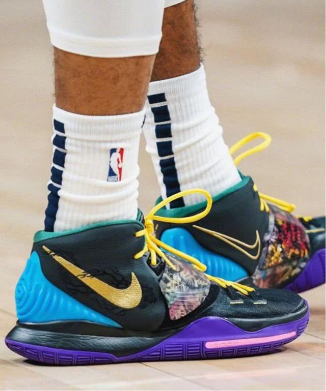 在这个比赛 在这个比赛